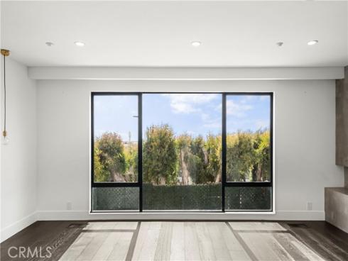 1147  Miramar St  , Laguna Beach, CA