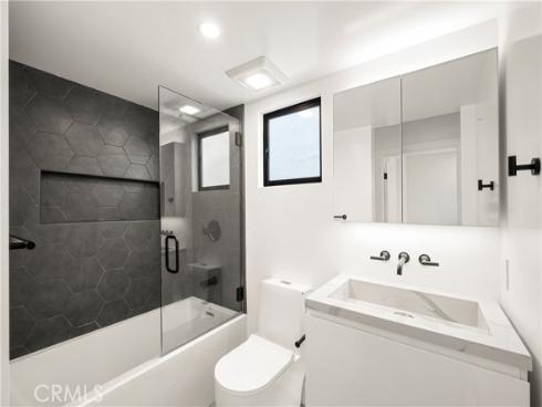 1147  Miramar St  , Laguna Beach, CA