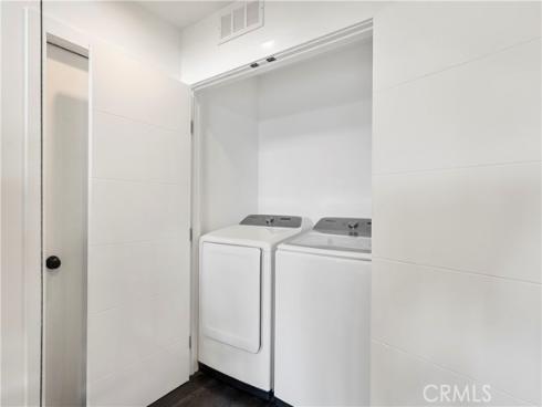 1147  Miramar St  , Laguna Beach, CA
