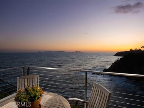 130  Mcknight  , Laguna Beach, CA