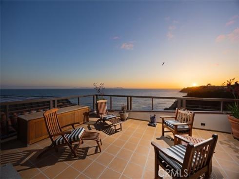 130  Mcknight  , Laguna Beach, CA