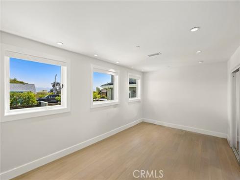 3203  Tyrol   Drive, Laguna Beach, CA