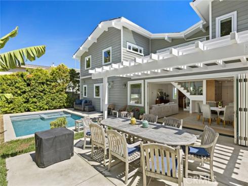 3203  Tyrol   Drive, Laguna Beach, CA