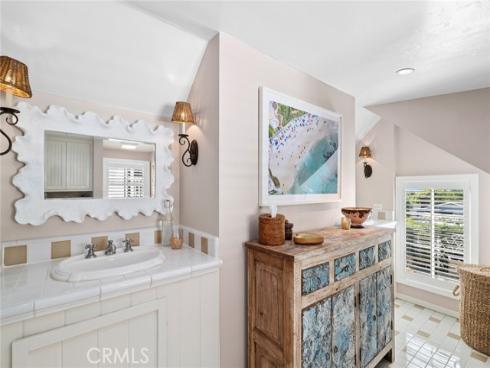 376  Diamond  , Laguna Beach, CA