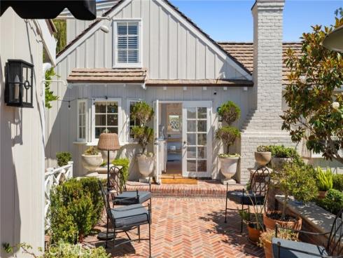 376  Diamond  , Laguna Beach, CA