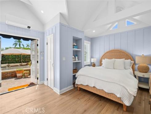 376  Diamond  , Laguna Beach, CA