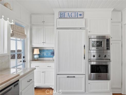 376  Diamond  , Laguna Beach, CA