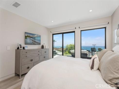 848 Hillcrest Drive, Laguna Beach, CA