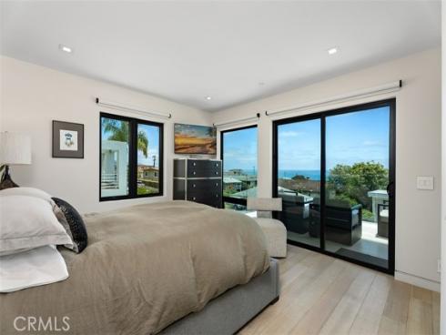 848 Hillcrest Drive, Laguna Beach, CA
