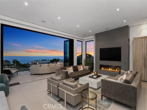 848 Hillcrest Drive, Laguna Beach, CA