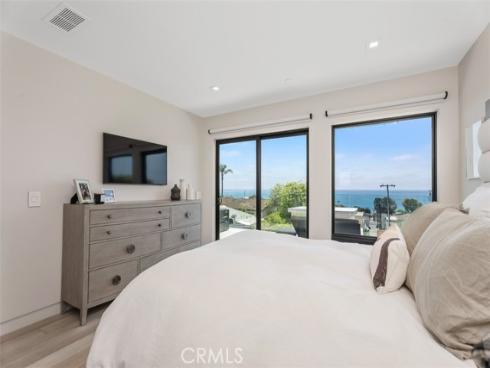 848 Hillcrest Drive, Laguna Beach, CA