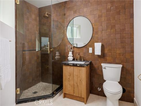 251  Highland  , Laguna Beach, CA