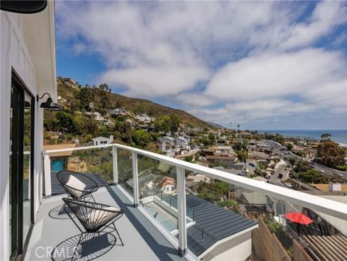 251  Highland  , Laguna Beach, CA