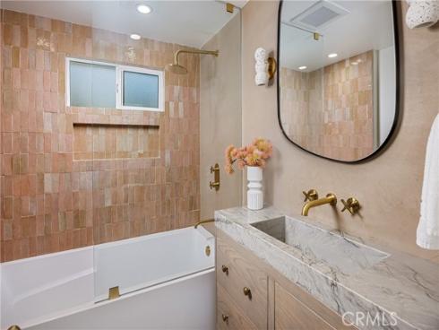 251  Highland  , Laguna Beach, CA