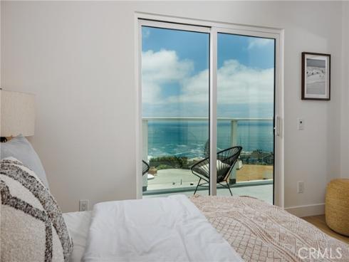 251  Highland  , Laguna Beach, CA