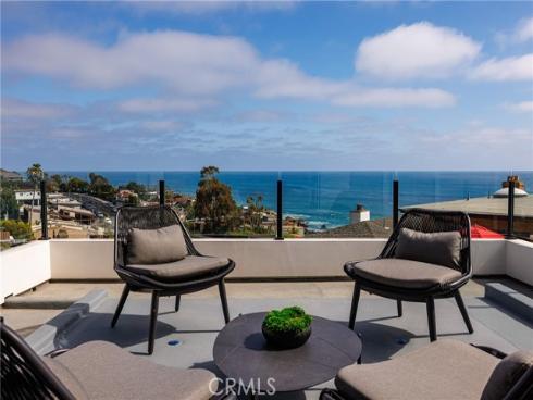251  Highland  , Laguna Beach, CA