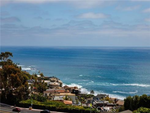 251  Highland  , Laguna Beach, CA