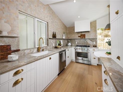 251  Highland  , Laguna Beach, CA