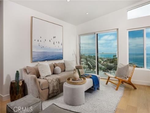 251  Highland  , Laguna Beach, CA