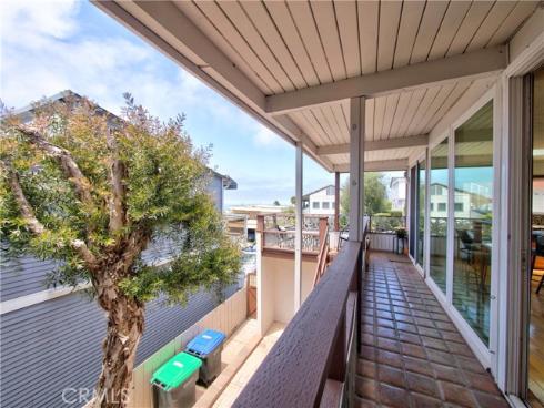 1080  Noria  , Laguna Beach, CA