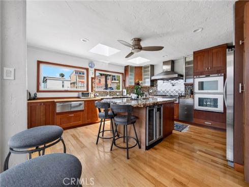 1080  Noria  , Laguna Beach, CA