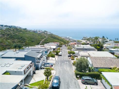 1080  Noria  , Laguna Beach, CA