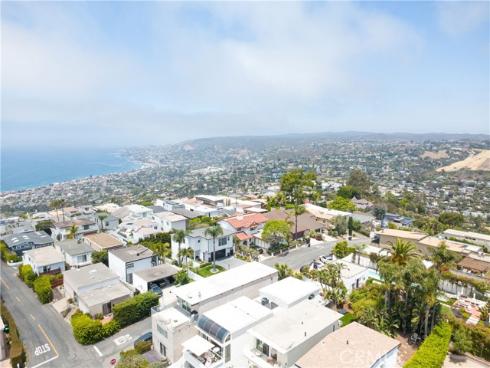 1080  Noria  , Laguna Beach, CA