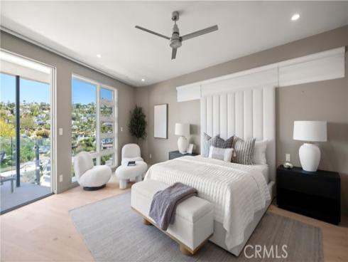 964  Van Dyke  , Laguna Beach, CA