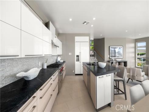 964  Van Dyke  , Laguna Beach, CA