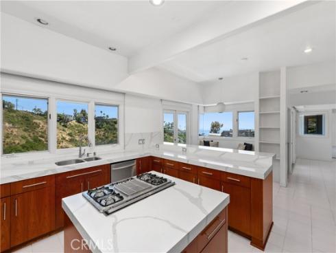 2365  Hillview Drive  , Laguna Beach, CA