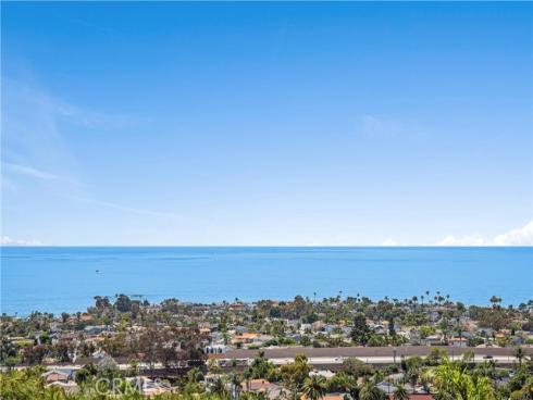 2365  Hillview Drive  , Laguna Beach, CA