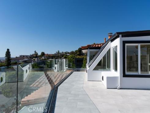 2850  Zell   Drive, Laguna Beach, CA