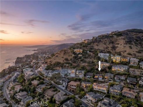 17 N Vista De La Luna , Laguna Beach, CA