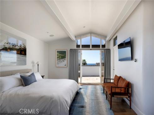 52 N Portola  , Laguna Beach, CA