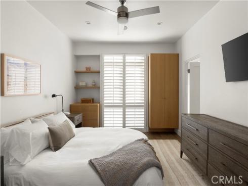 52 N Portola  , Laguna Beach, CA