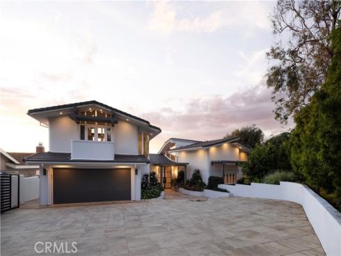 52 N Portola  , Laguna Beach, CA
