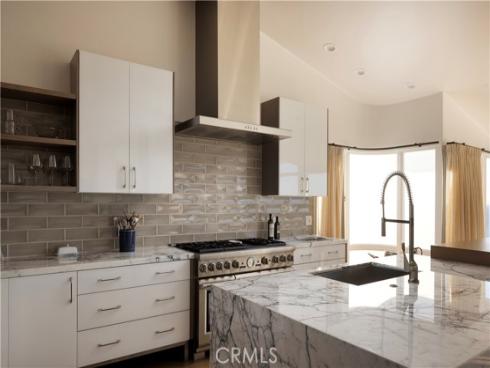 52 N Portola  , Laguna Beach, CA