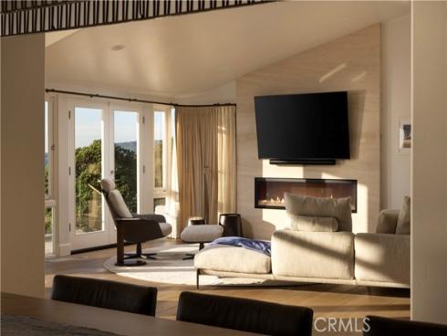 52 N Portola  , Laguna Beach, CA