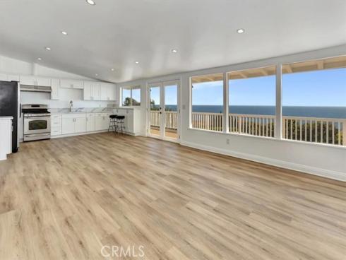 32122  Coast  , Laguna Beach, CA