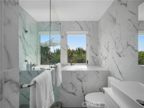 1119  Katella   Street, Laguna Beach, CA