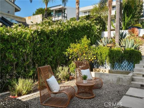 1119  Katella   Street, Laguna Beach, CA