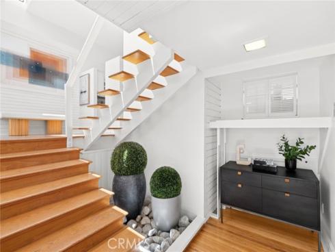 1105 Summit Drive, Laguna Beach, CA