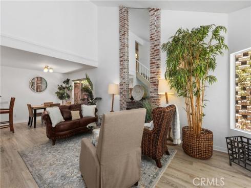 22  La Costa   Court, Laguna Beach, CA