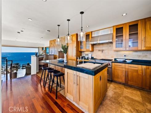 2615  Victoria  , Laguna Beach, CA