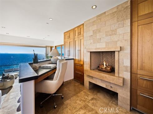 2615  Victoria  , Laguna Beach, CA