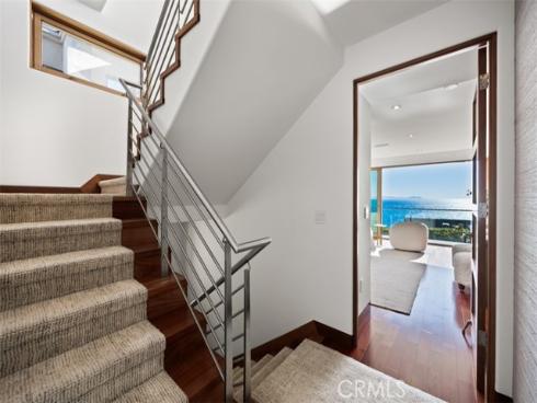 2615  Victoria  , Laguna Beach, CA