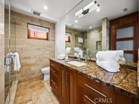 2615  Victoria  , Laguna Beach, CA