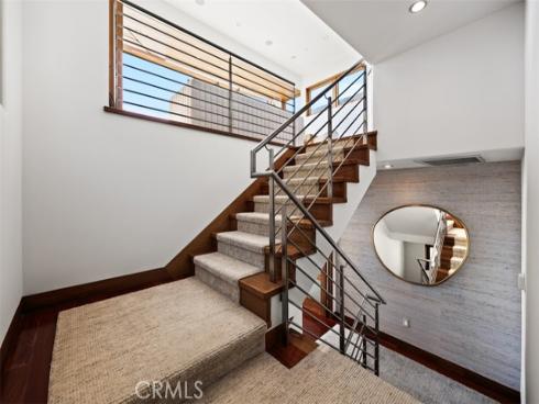 2615  Victoria  , Laguna Beach, CA