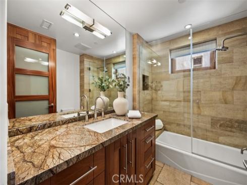 2615  Victoria  , Laguna Beach, CA