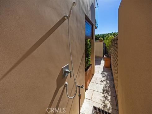 2615  Victoria  , Laguna Beach, CA
